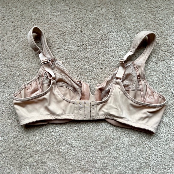 Glamorise Low Cut WonderWire Lace Bra - Picture 3 of 5